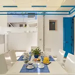 Vakantiehuis Seahouses Lido Marini