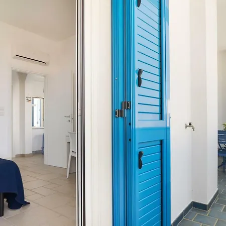 Seahouses * Lido Marini